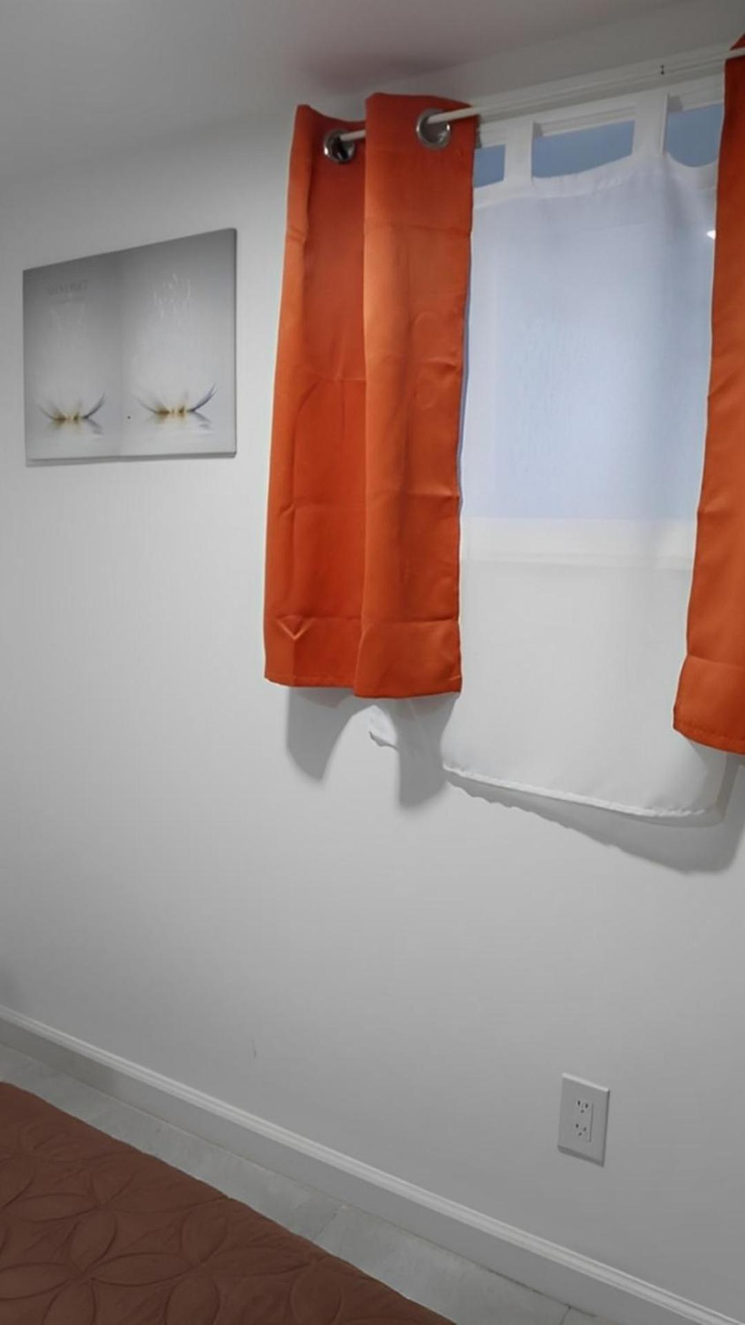 "Cozy Basement Retreat Just 40 Minutes To Nyc!" Apartment Irvington Exterior photo